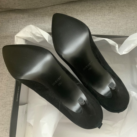 NINE WEST Joliee Black Leather Booties Pointed toe Stiletto Heel Ankle Boots 8.5 - Picture 8 of 9